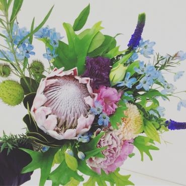 結婚祝♡花束｜「アロマブルーム」　（岡山県倉敷市の花キューピット加盟店 花屋）のブログ