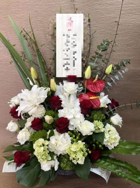 開店祝いのアレンジメント🌹🌹🌹｜「アロマブルーム」　（岡山県倉敷市の花キューピット加盟店 花屋）のブログ